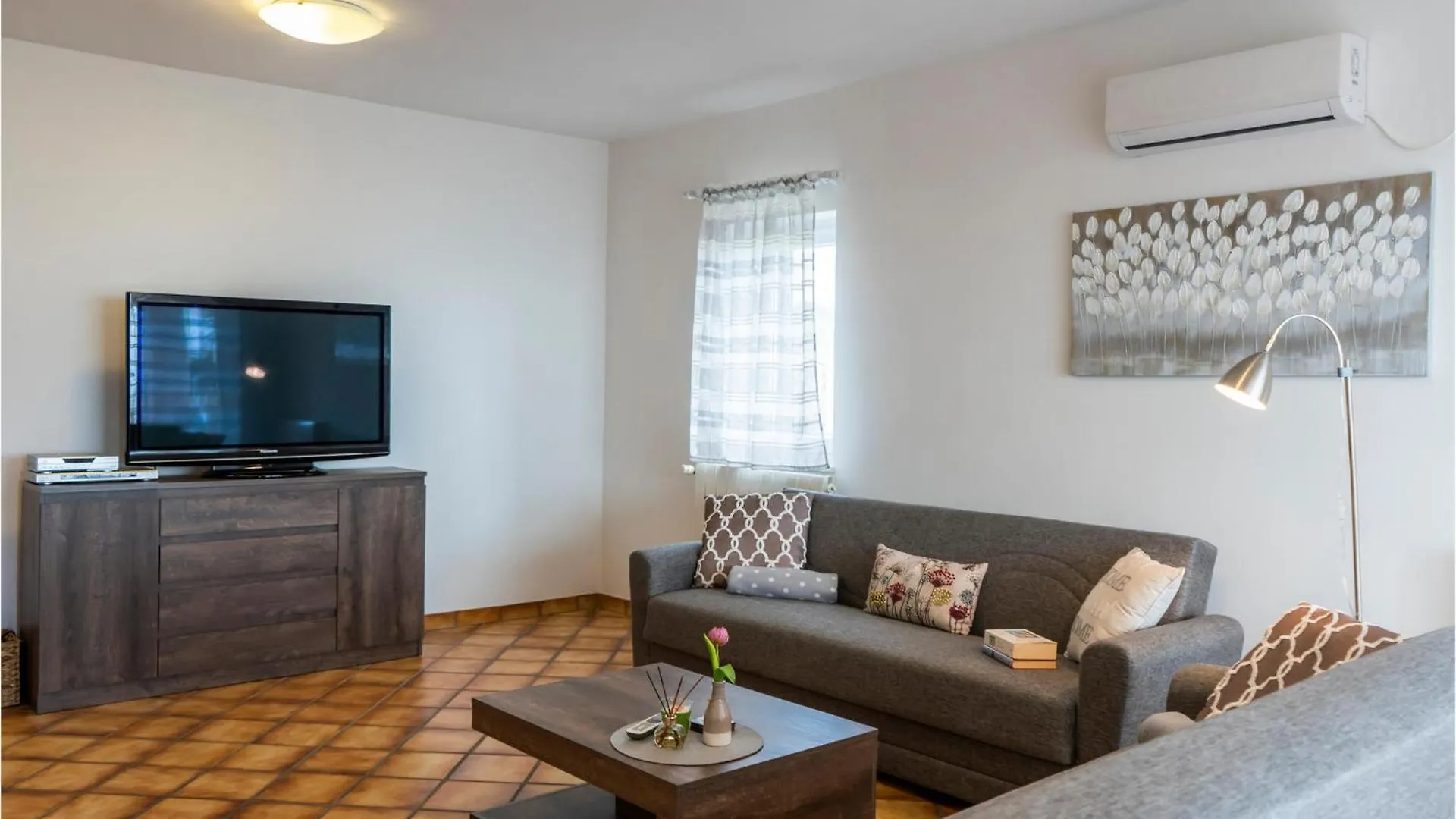 Beautiful Apartment In Veprinac With Wifi