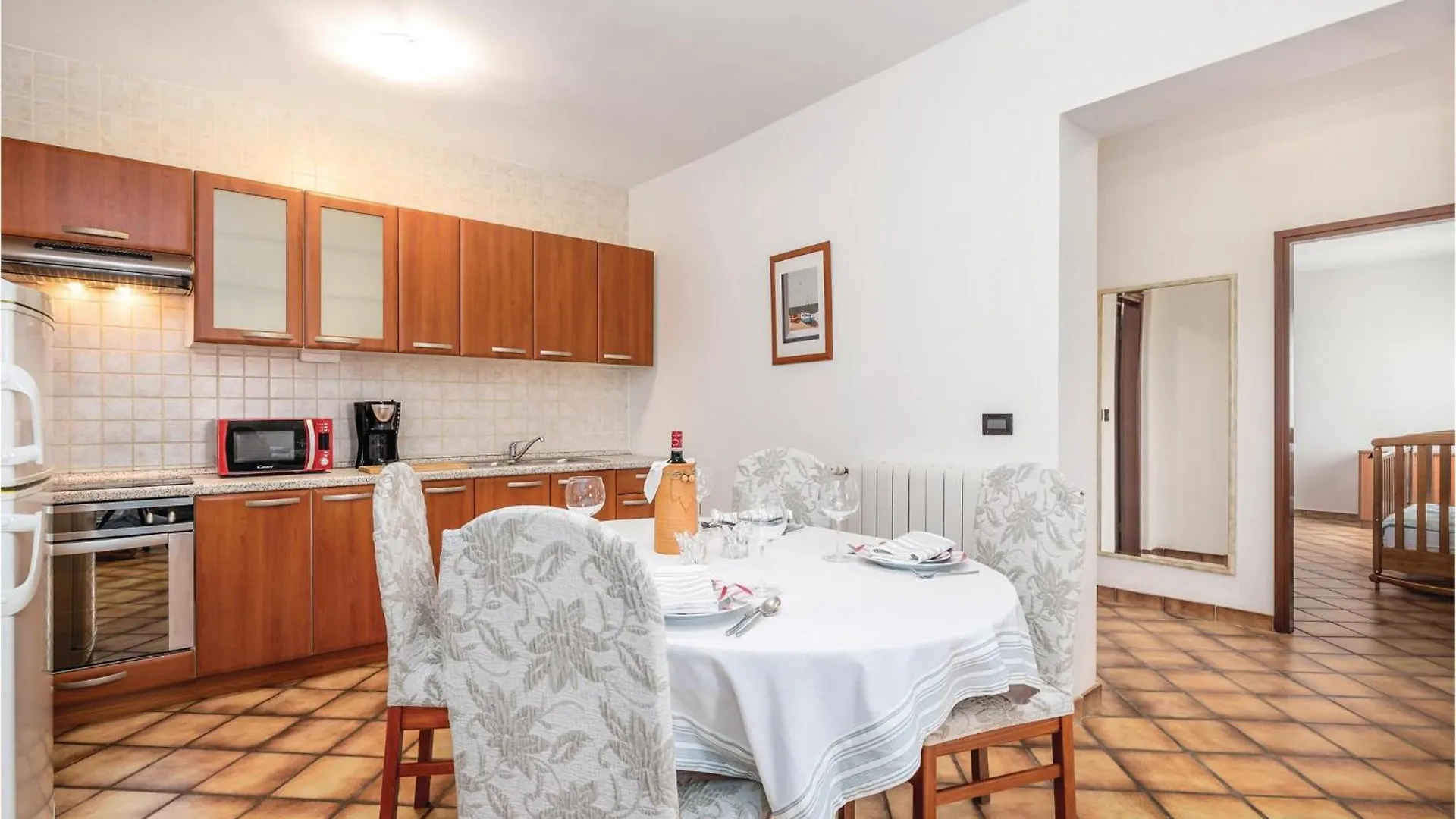 Beautiful Apartment In Veprinac With Wifi